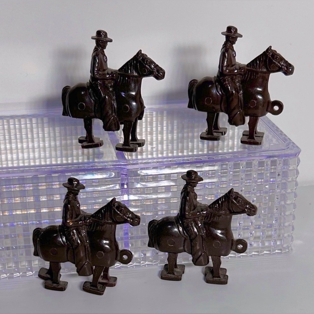 4 Vintage 1959 Nabisco Wheat Honeys Cereal Premium Ramp Walker Toys